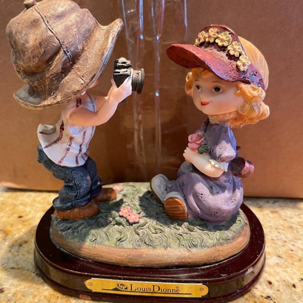 Photographer Figurine - Louis Dionne - Charming